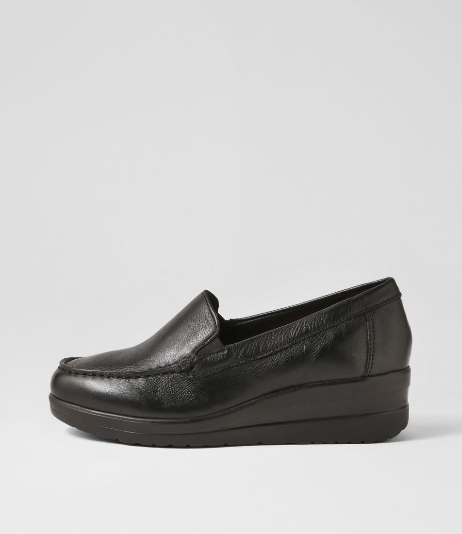 Ransom Black Leather Wedges