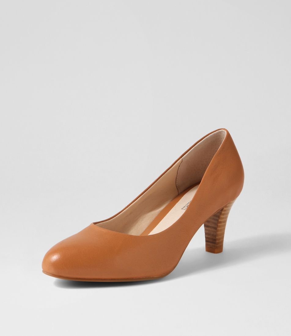 Jessin Tan Leather Heels