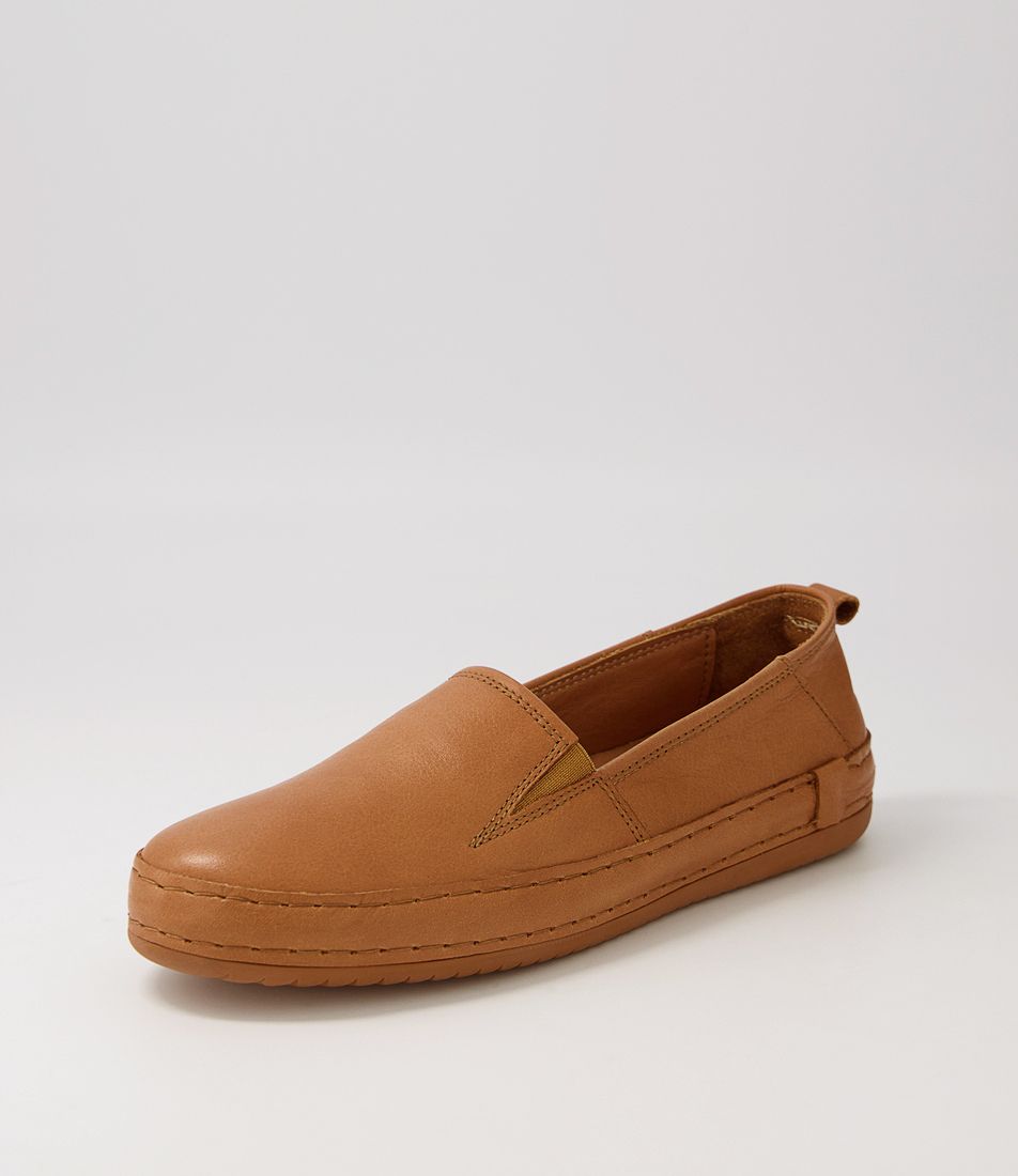 Pluto Tan Leather Sneakers