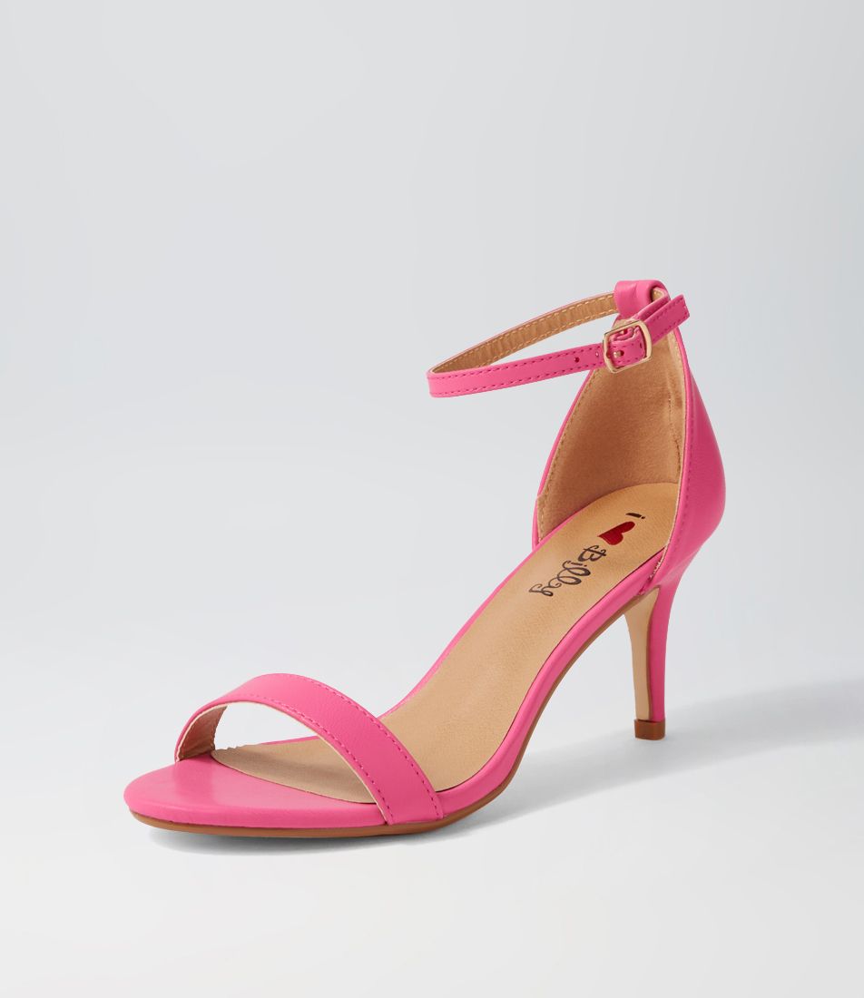 Change Fuchsia Sandals
