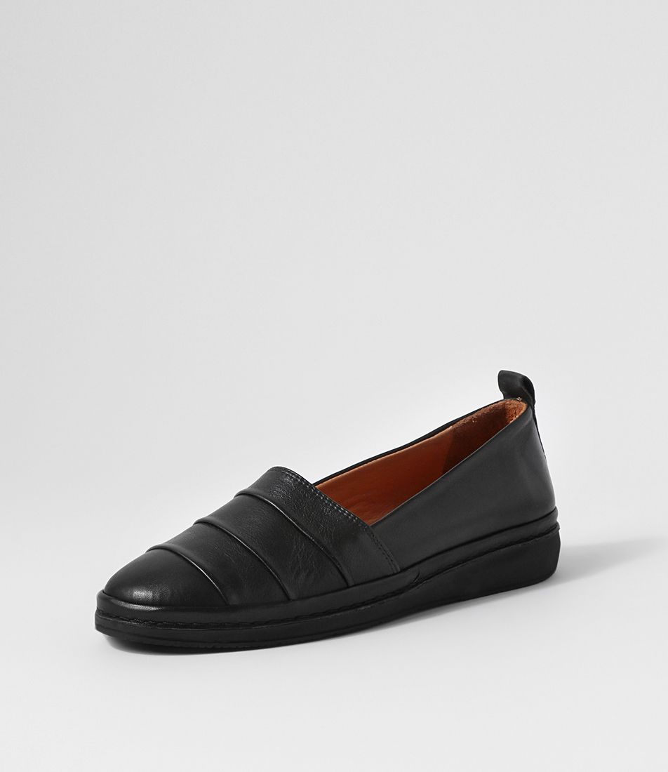 Maybee Black Leather Flat Shoes