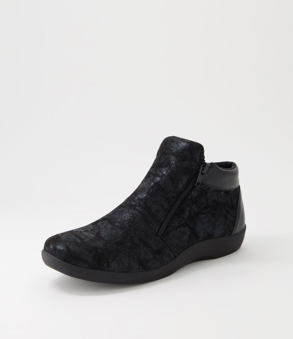 Valora Black Ankle Boots