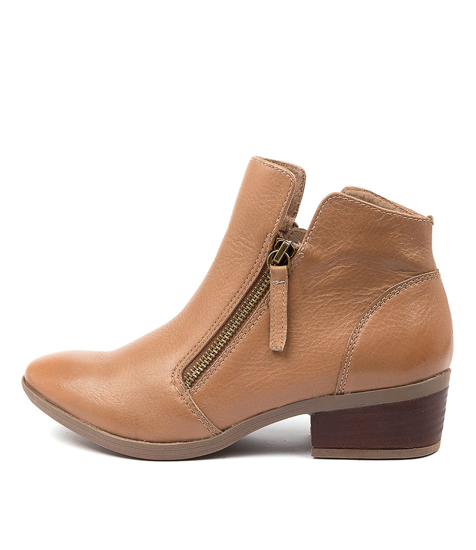 Zalen Dark Tan Leather Ankle Boots