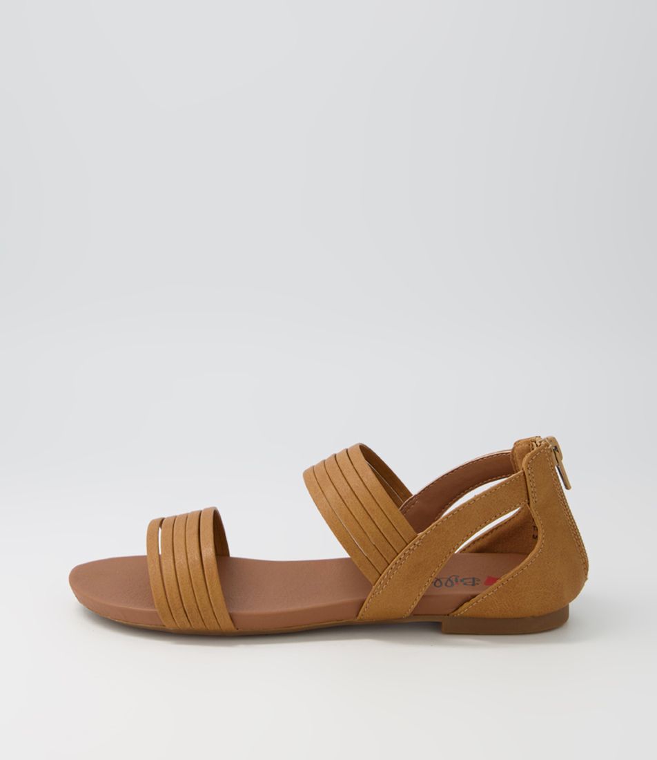 Selana Tan Smooth Sandals