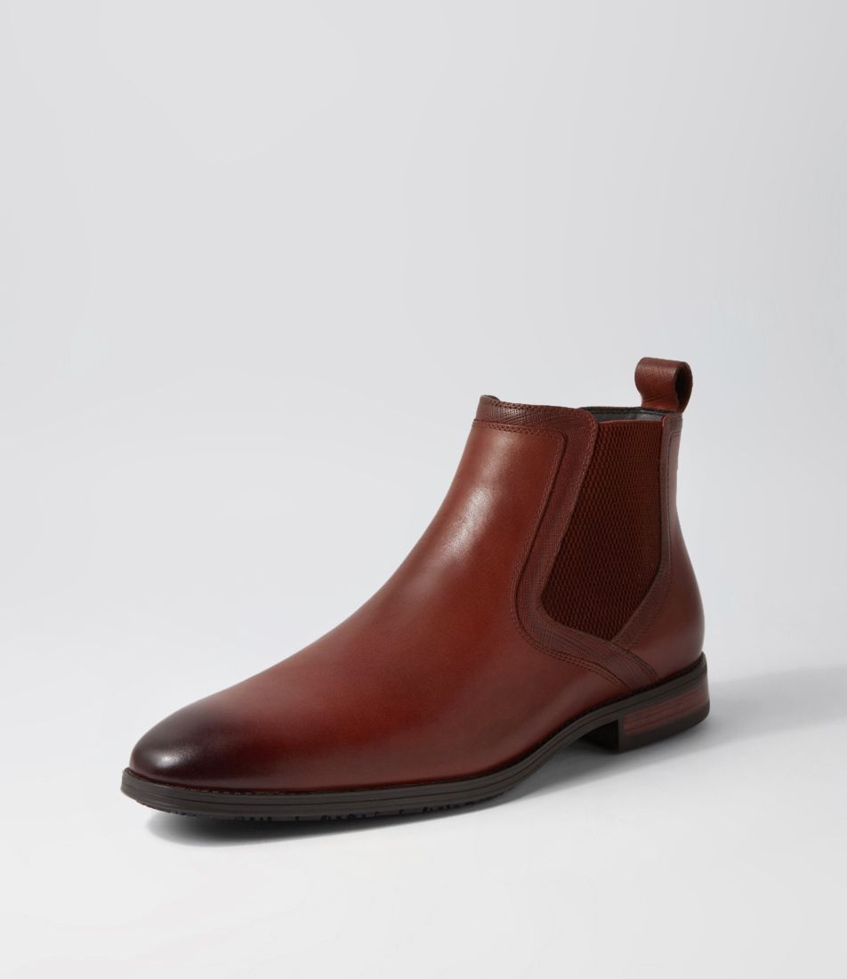 Vendetta Tan Leather Chelsea Boots