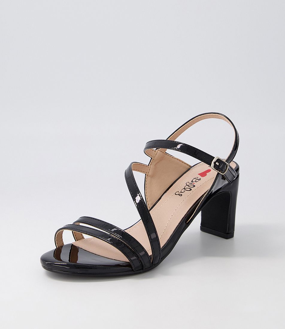 Naniya Black Patent Pu Sandals