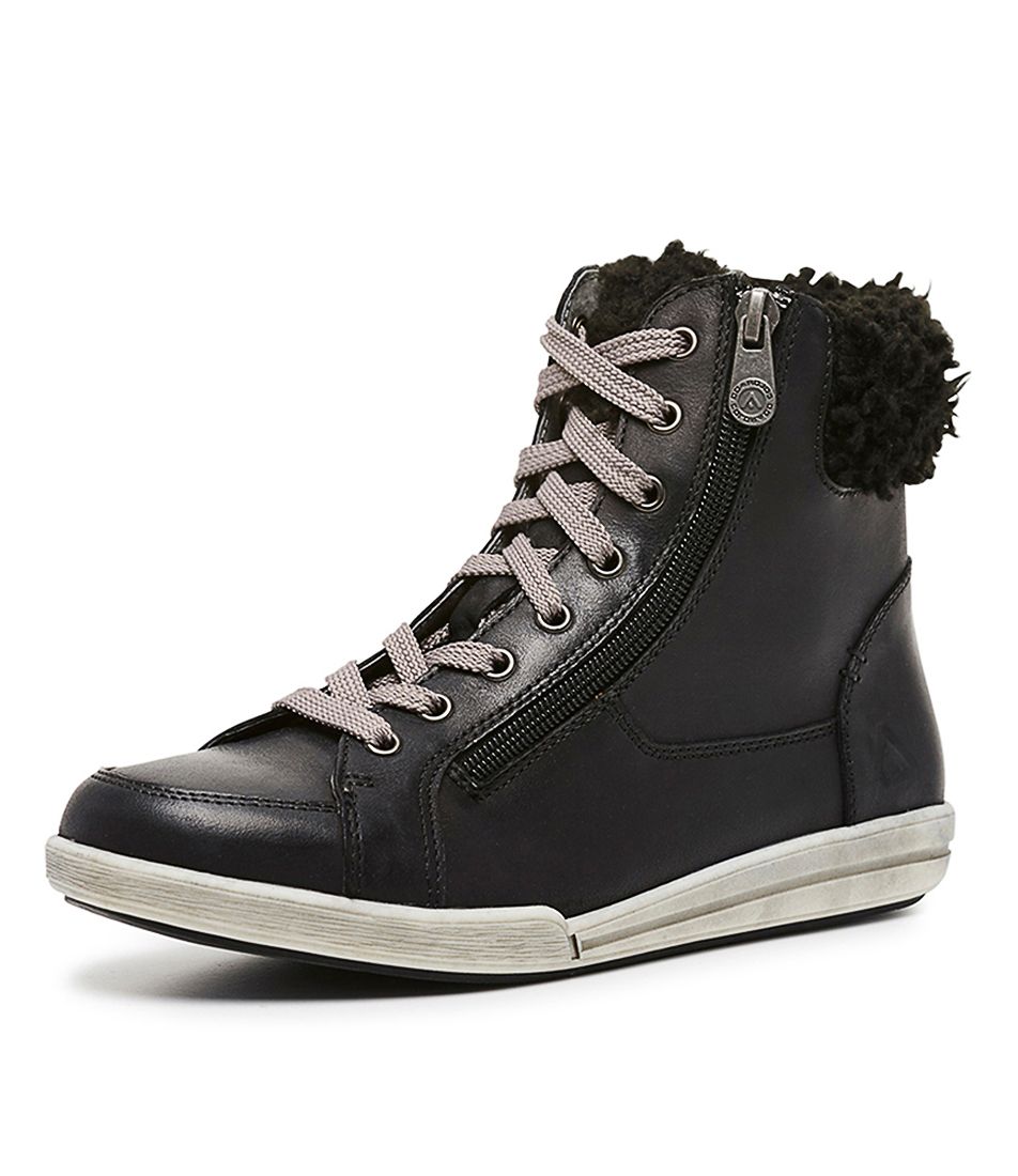 MATHIS BLACK LEATHER