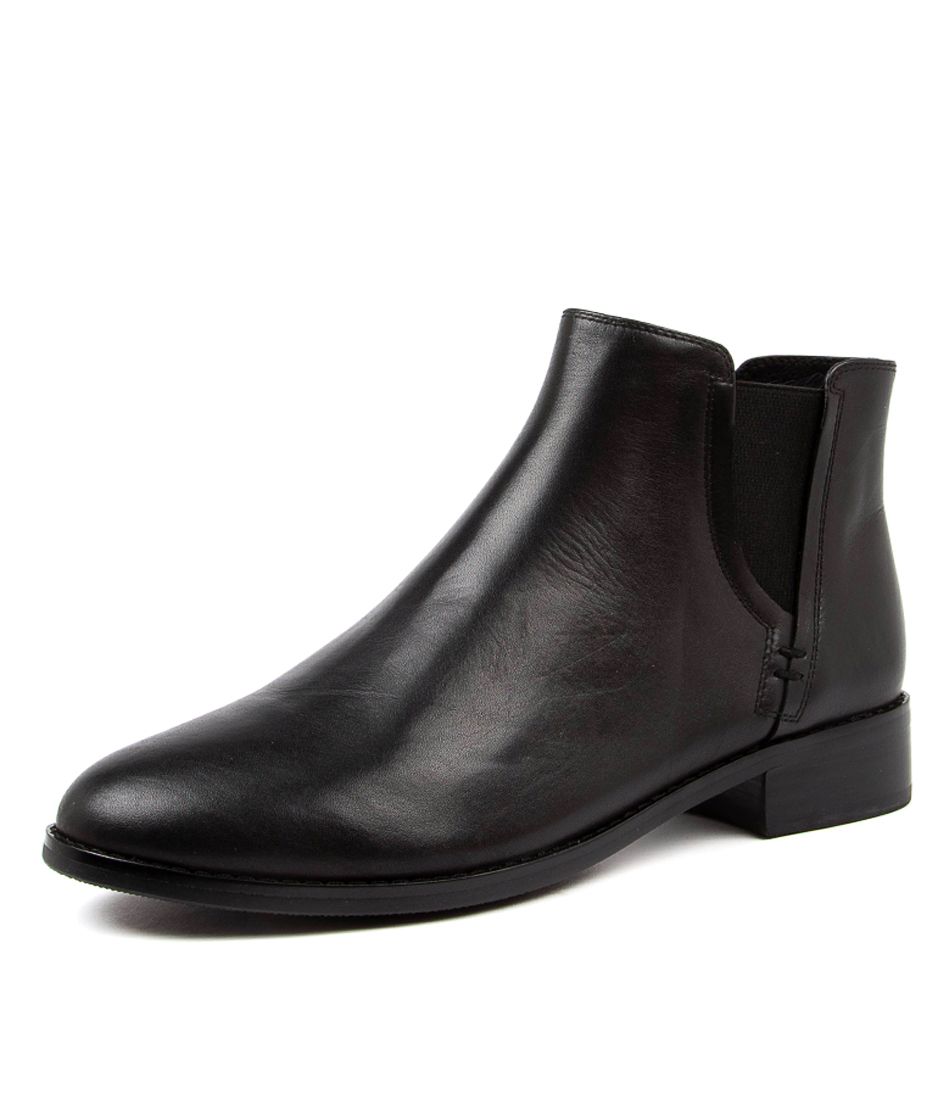 BURNLEY BLACK LEATHER