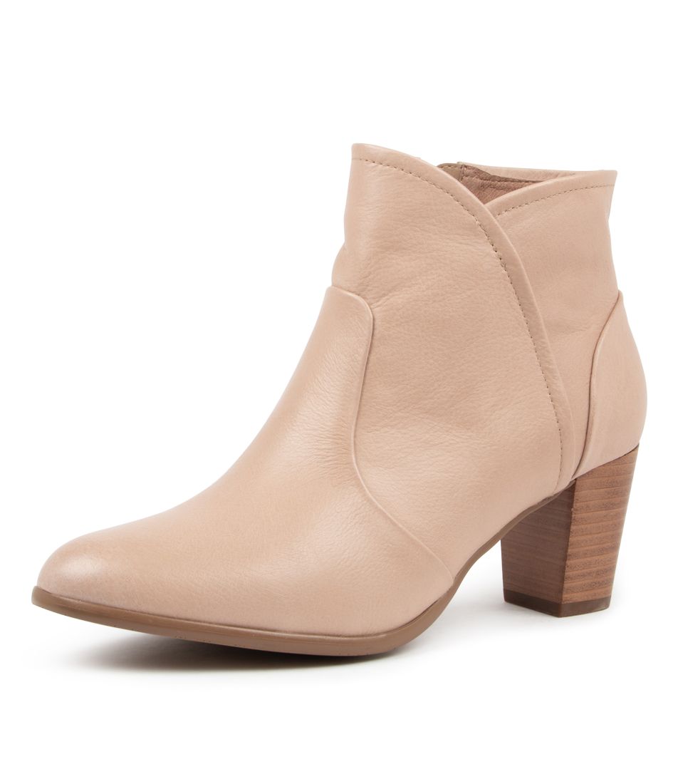 CALIFORNIA CAFE LEATHER