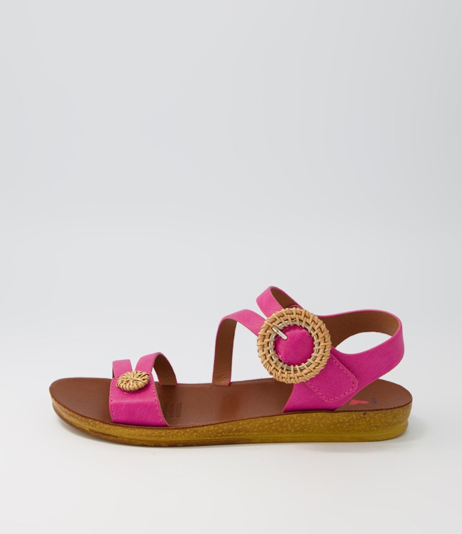 Kerrin Fuchsia Sandals