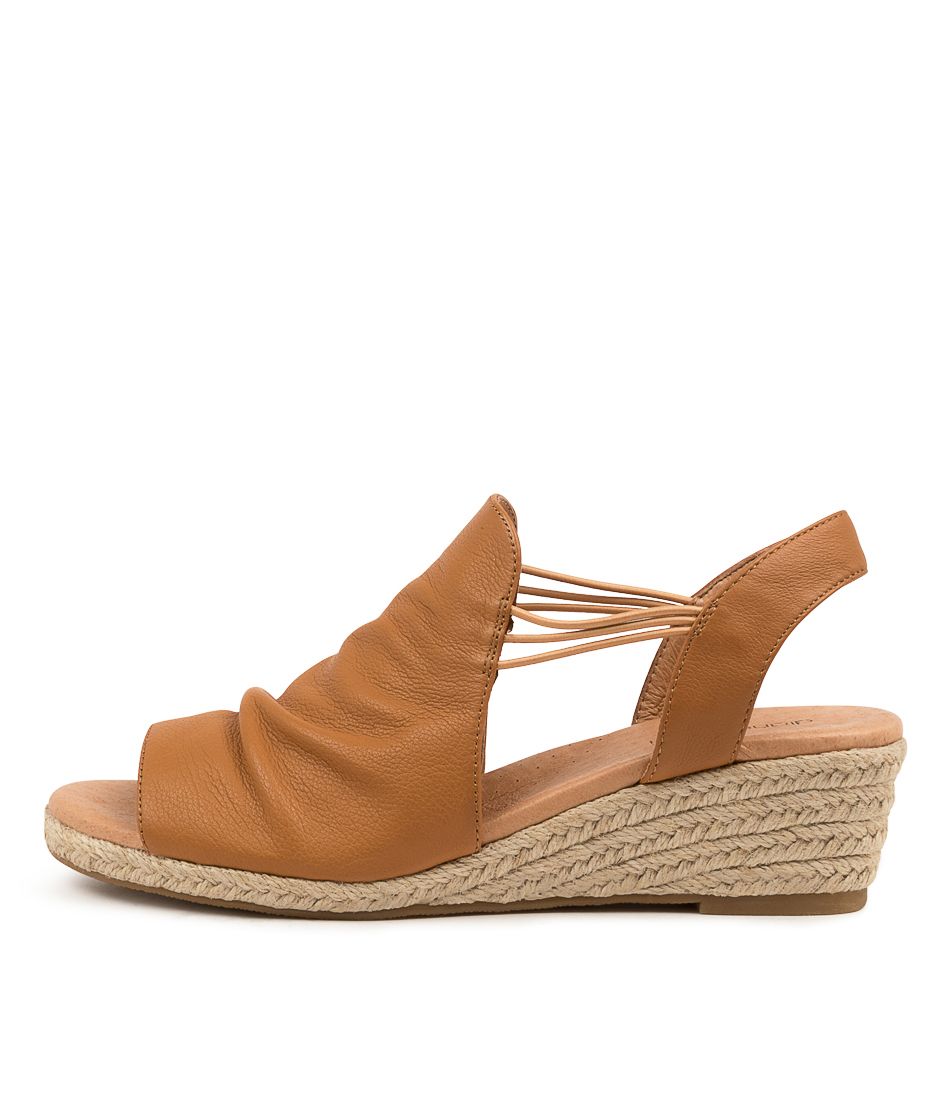 HLENSIA DK TAN LEATHER