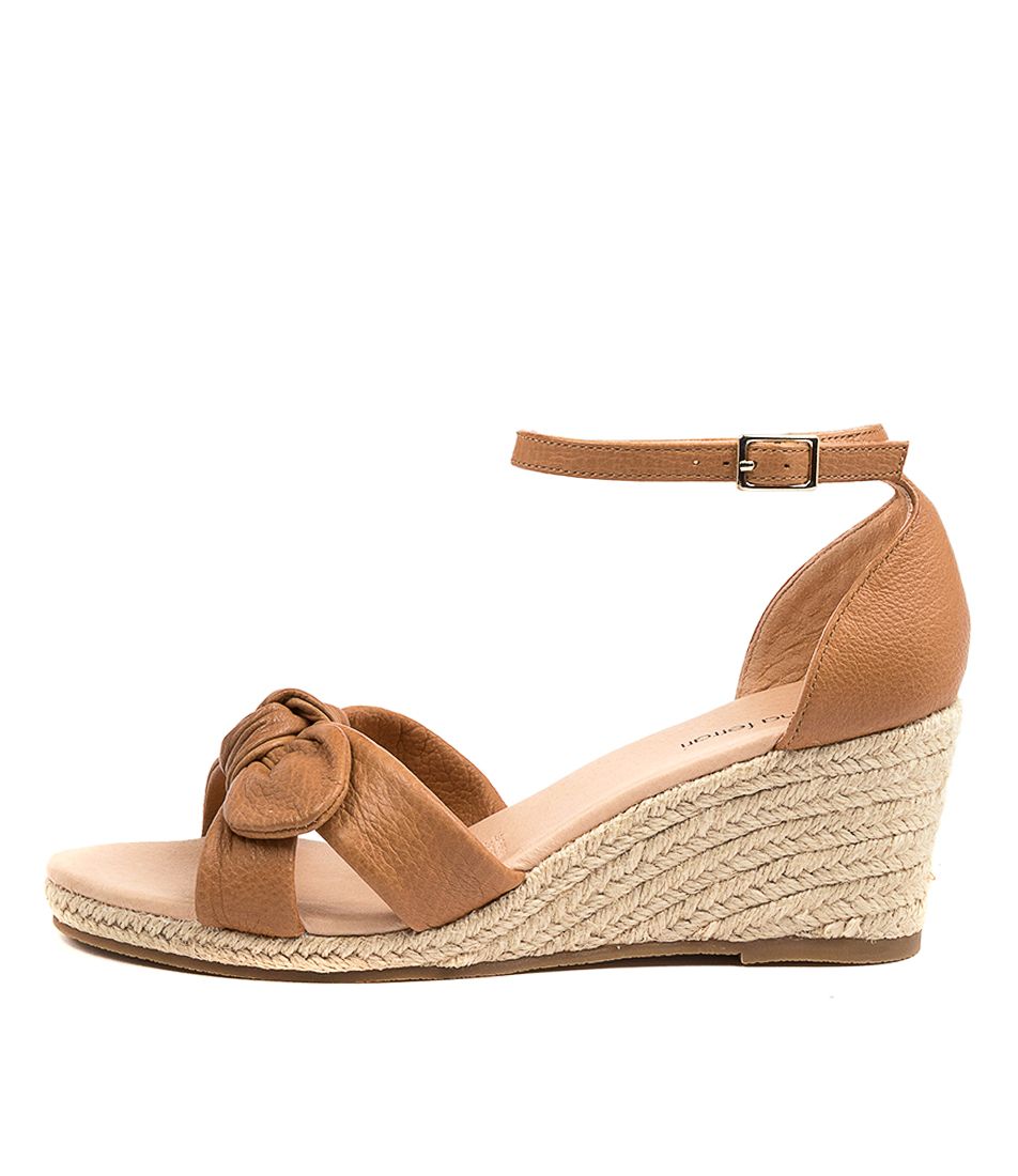 JENNALEA TAN LEATHER