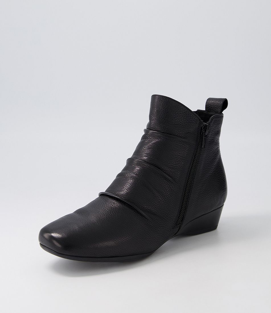 Romans Black Leather Ankle Boots