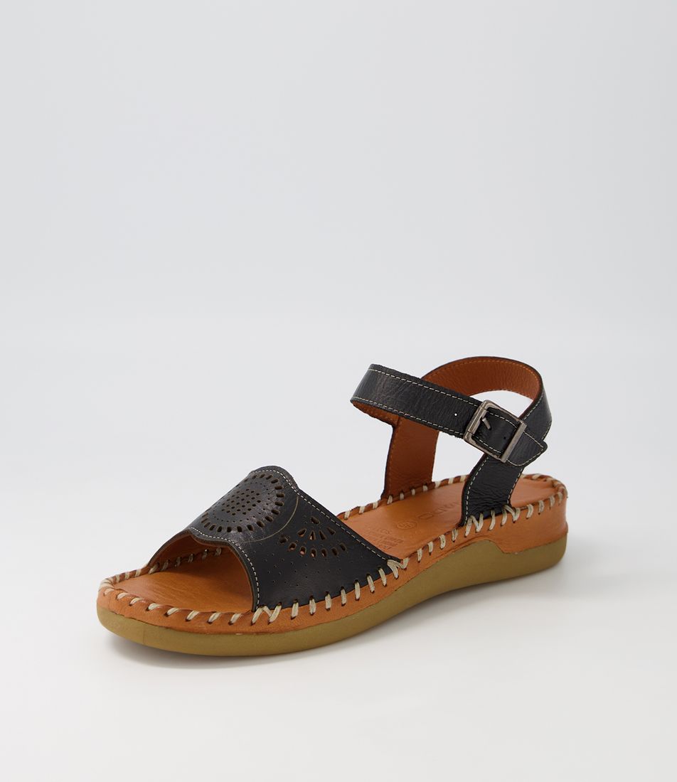 Yelos Black Leather Sandals