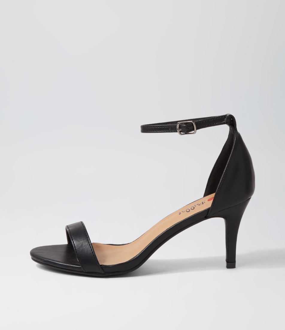 Change Black Sandals