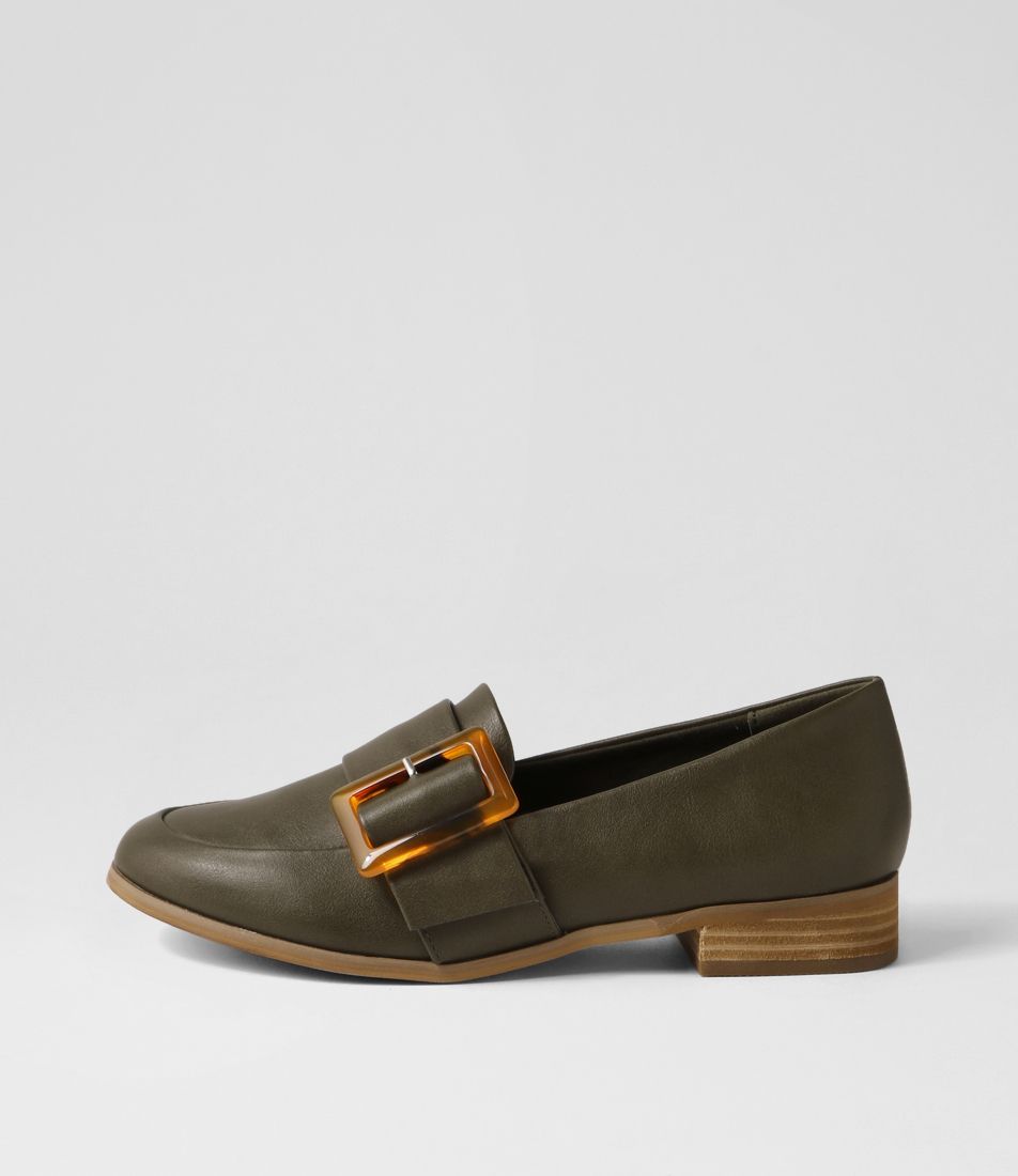 Qeebq Olive Flat Shoes