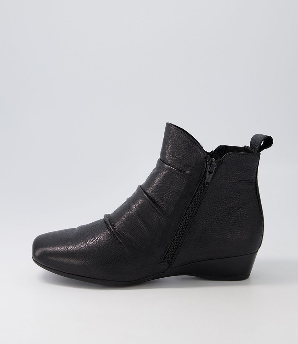 Romans Black Leather Ankle Boots