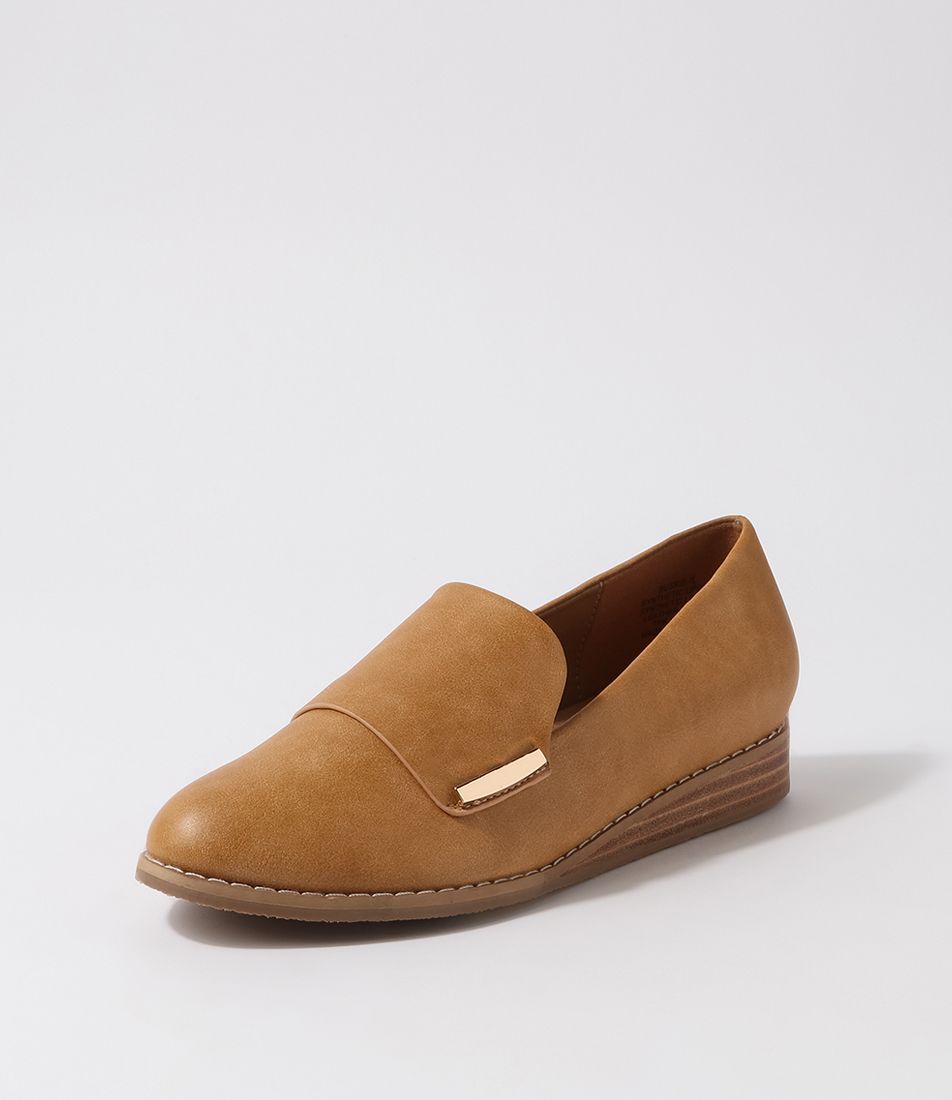 Buskie Camel Flat Shoes