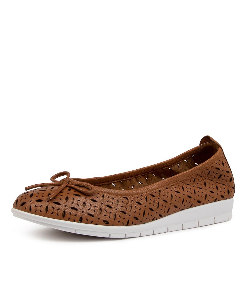 FONDAS DK TAN LEATHER