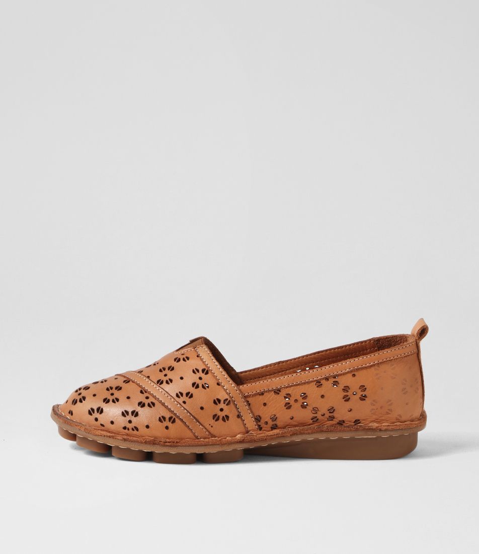 Ligde Tan Leather Flat Shoes