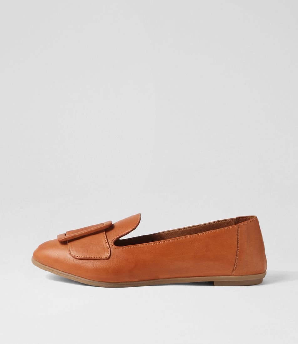 Lynasty Tan Leather Flat Shoes