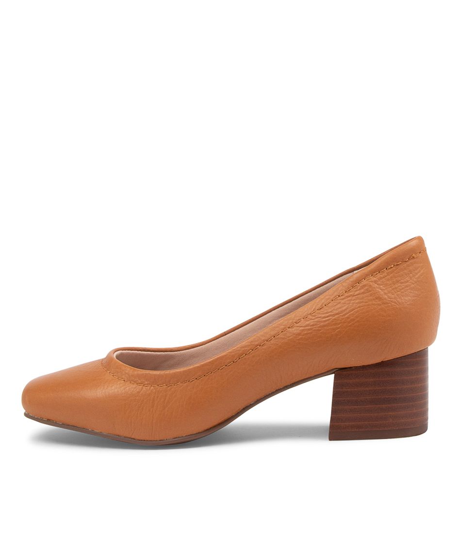 Blythe Tan Leather Heels