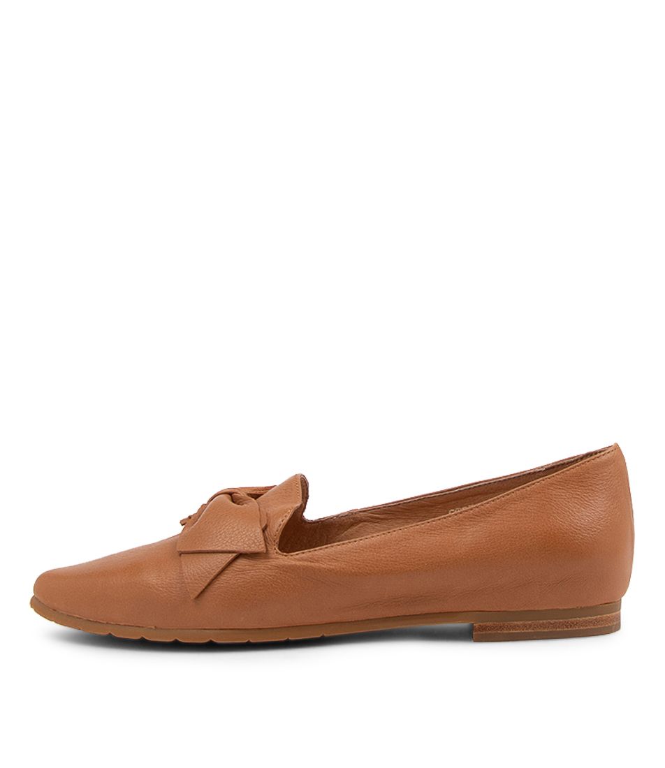 Stefan Dark Tan Leather Flat Shoes