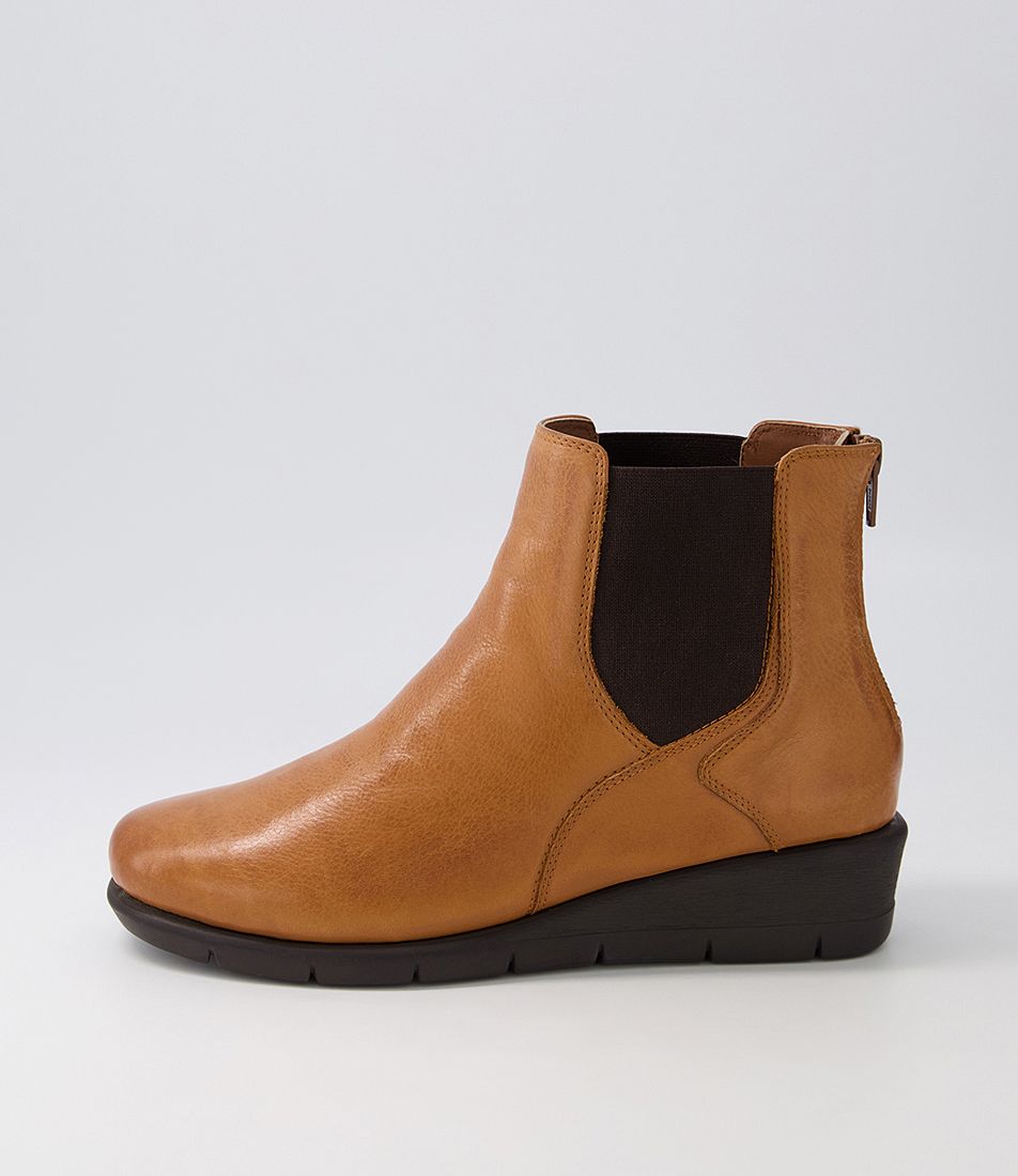 Mollis New Tan Brown Leather Elastic Chelsea Boots