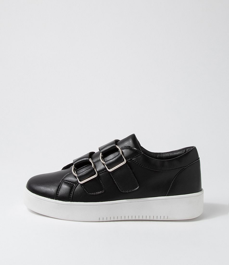 Libby Black Sneakers