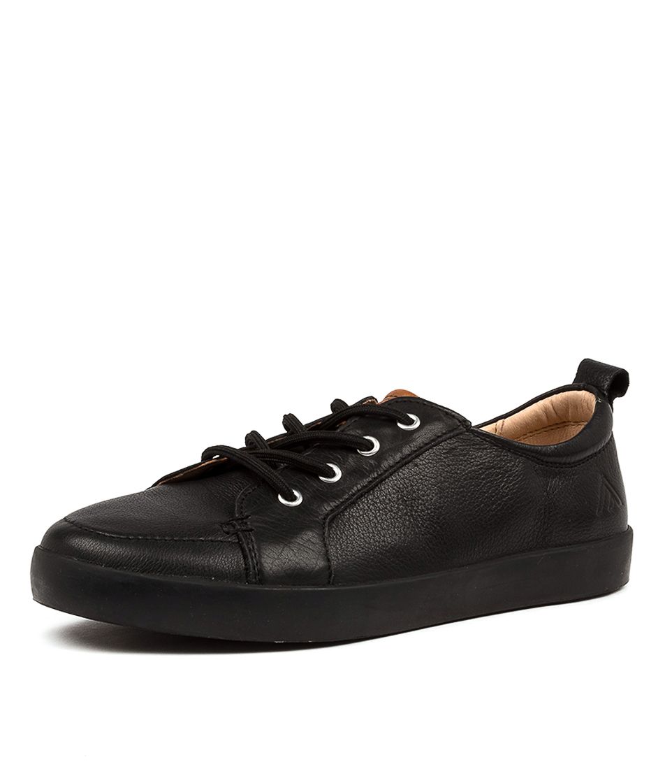 EDMONDSON CF BLACK LEATHER