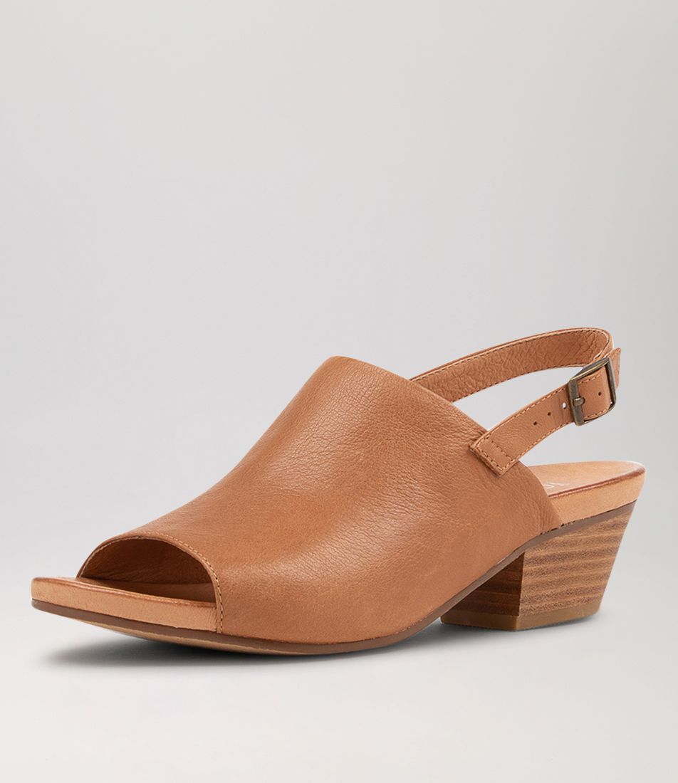Cierrah Dark Tan Leather Sandals
