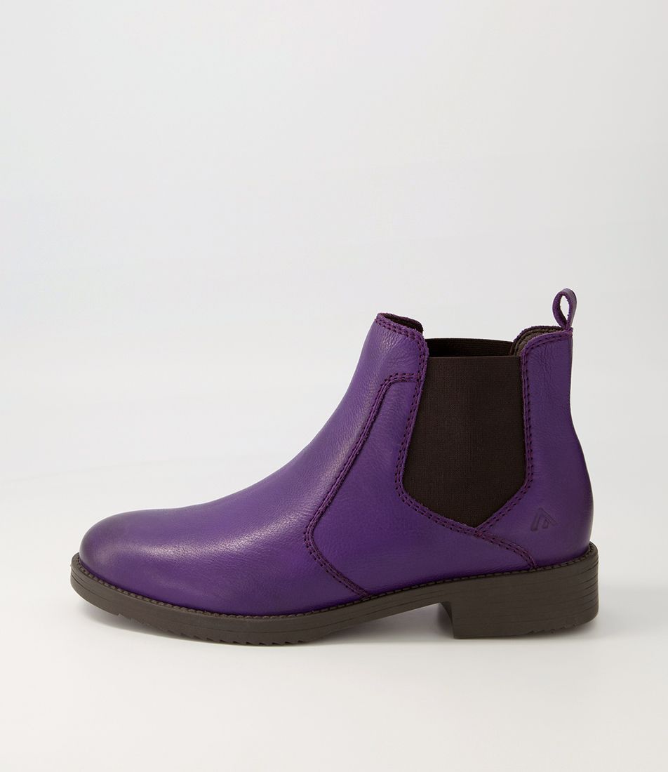Quake Light Purple Leather Chelsea Boots