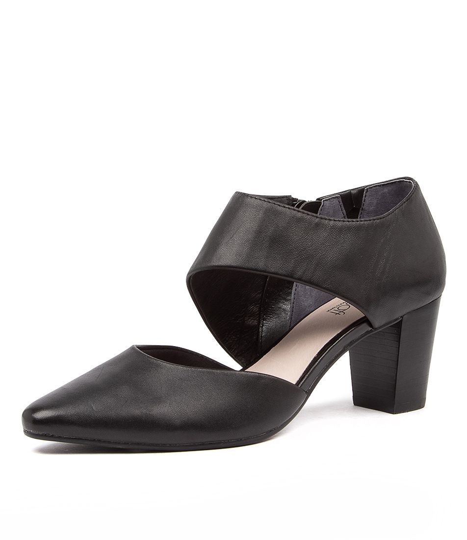 NAJA SU BLACK LEATHER