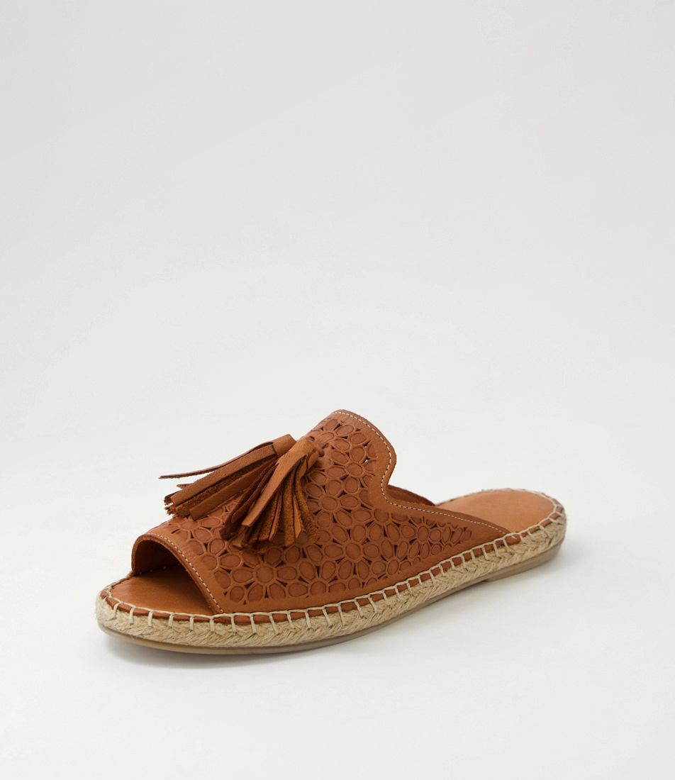 Phinza Tan Leather Sandals
