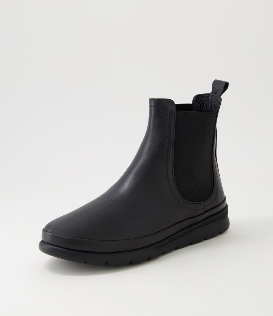 Eliah Black Leather Chelsea Boots