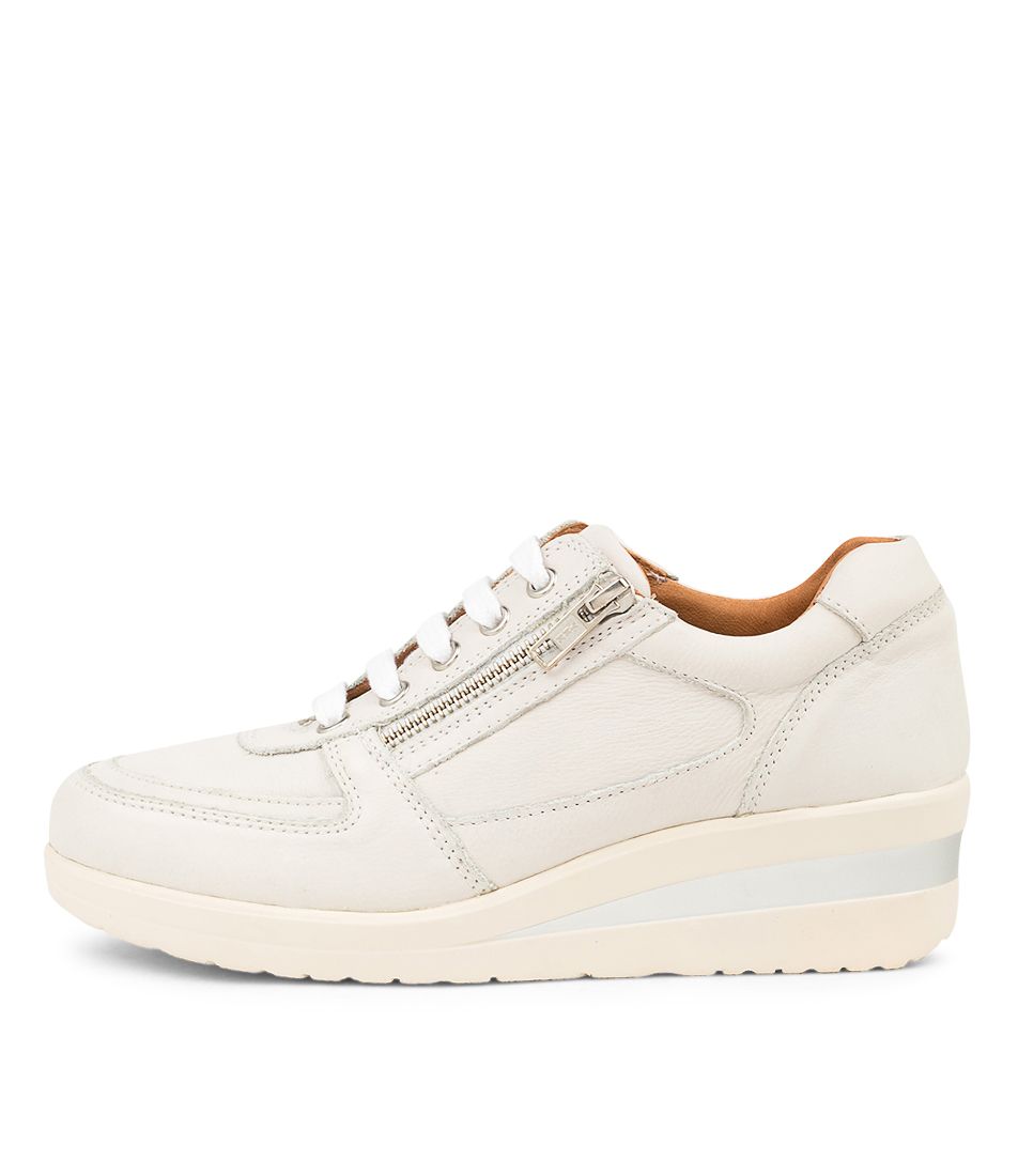 RUCCOIS OFF WHITE LEATHER