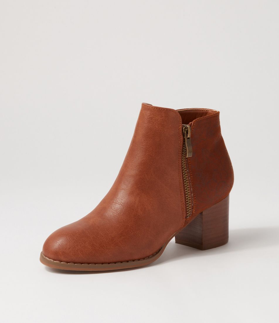 Justean Dark Tan Ankle Boots