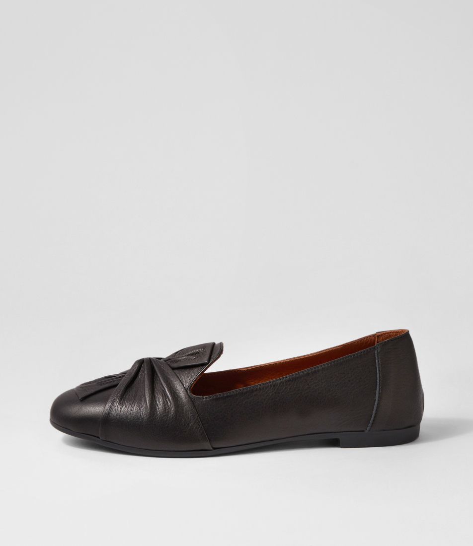 Stella Black Leather Flat Shoes