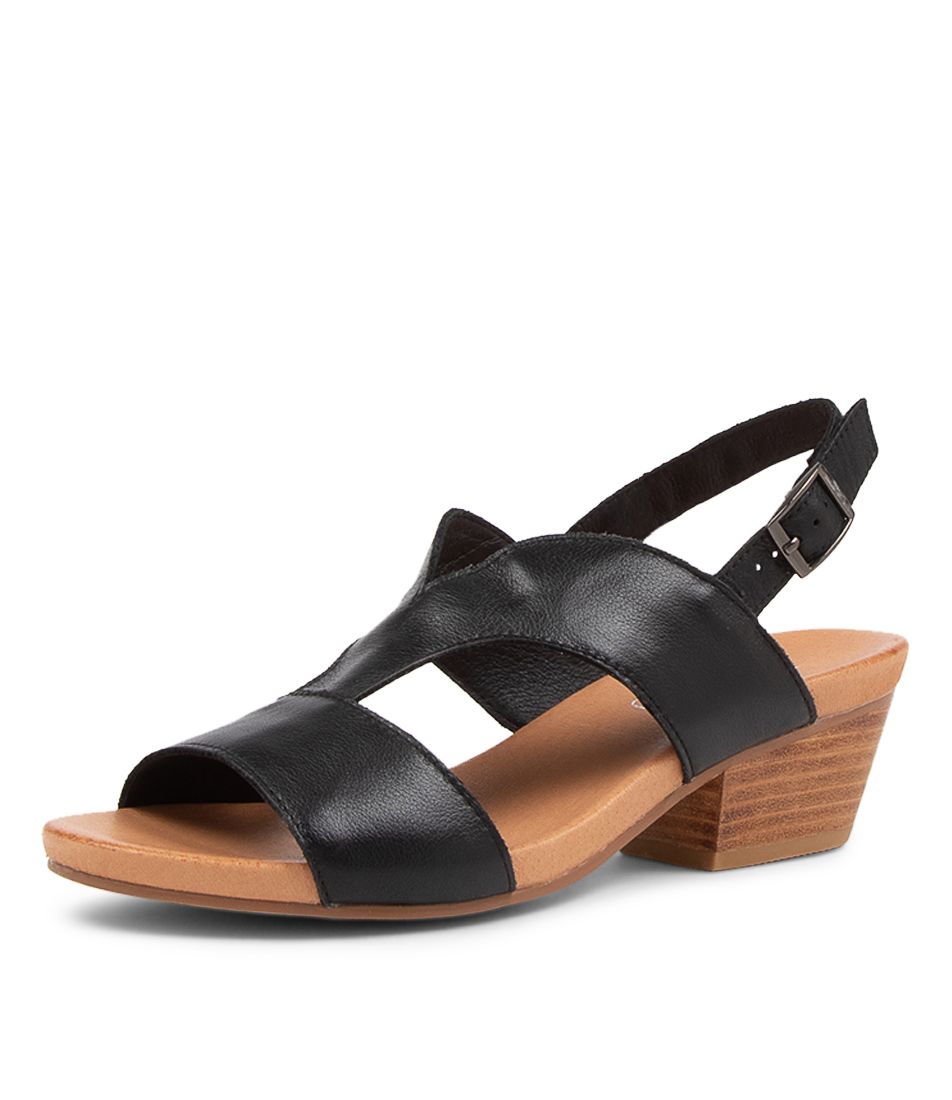 Carmel Black Leather Sandals NH