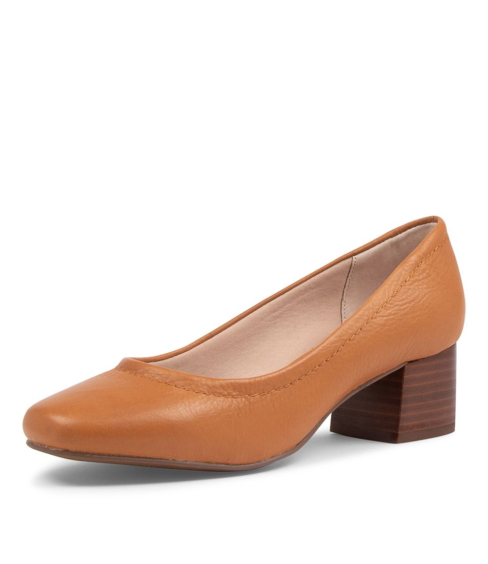 Blythe Tan Leather Heels