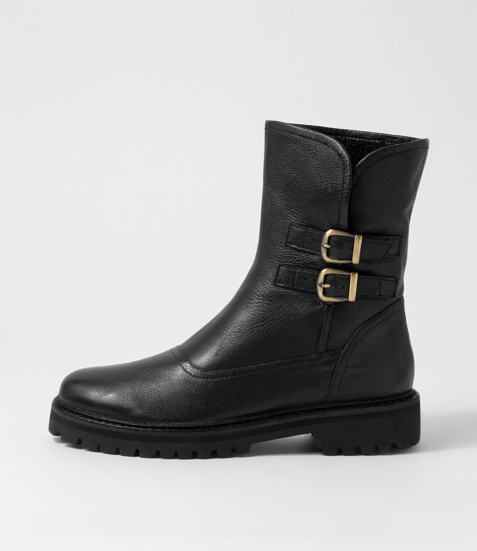 Mention Black Leather Ankle Boots