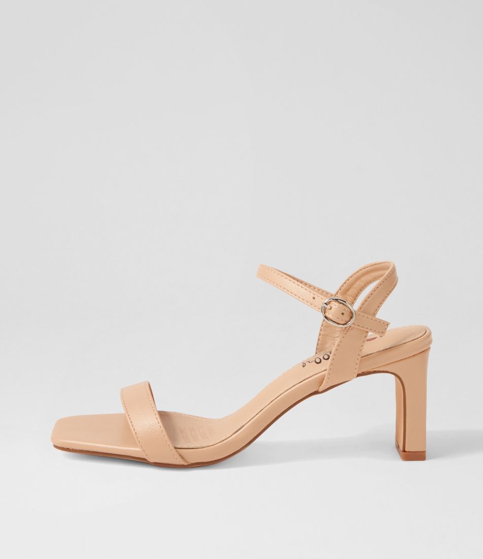 Baskiee Nude Sandals