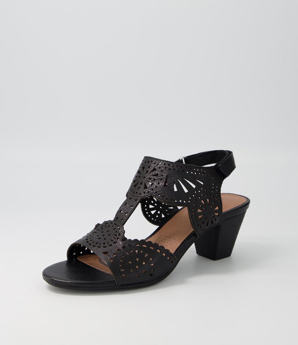 Ilive Black Leather Sandals