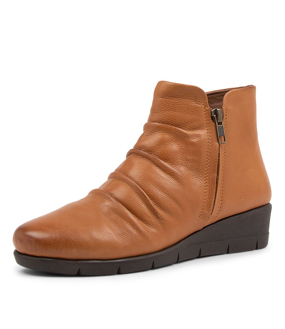 Maxie New Tan Leather Ankle Boots