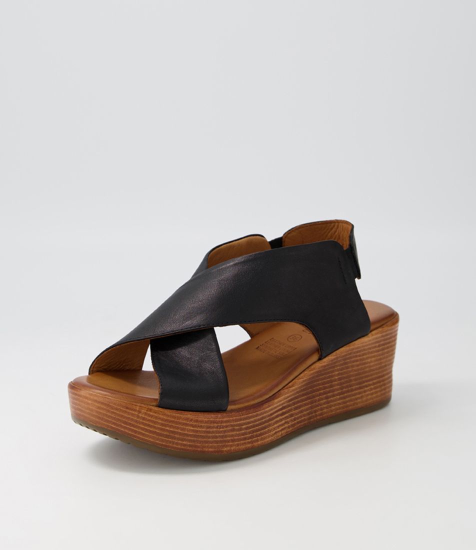 Carmel2 Black Leather Sandals