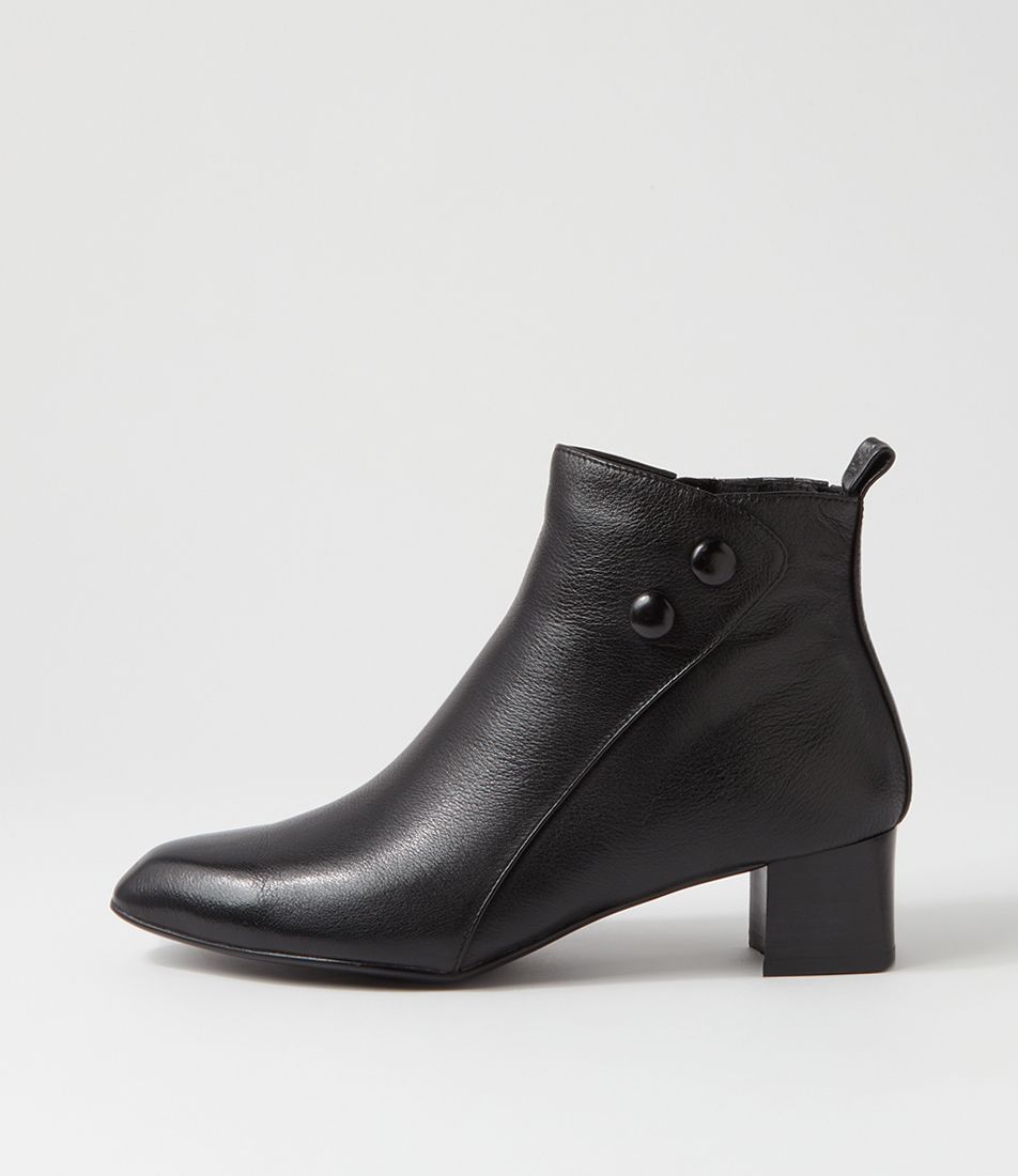 Marrinas Black Leather Ankle Boots