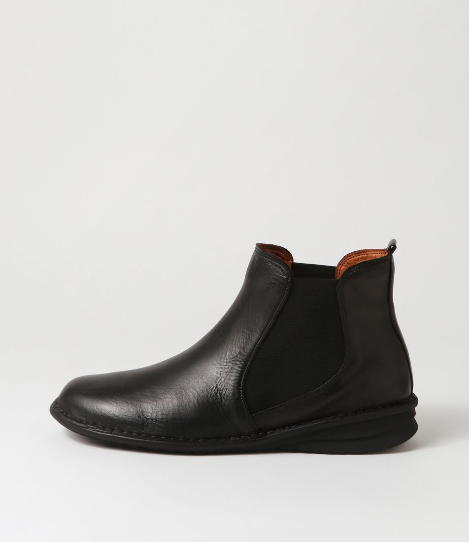 Noodie Black Leather Chelsea Boots