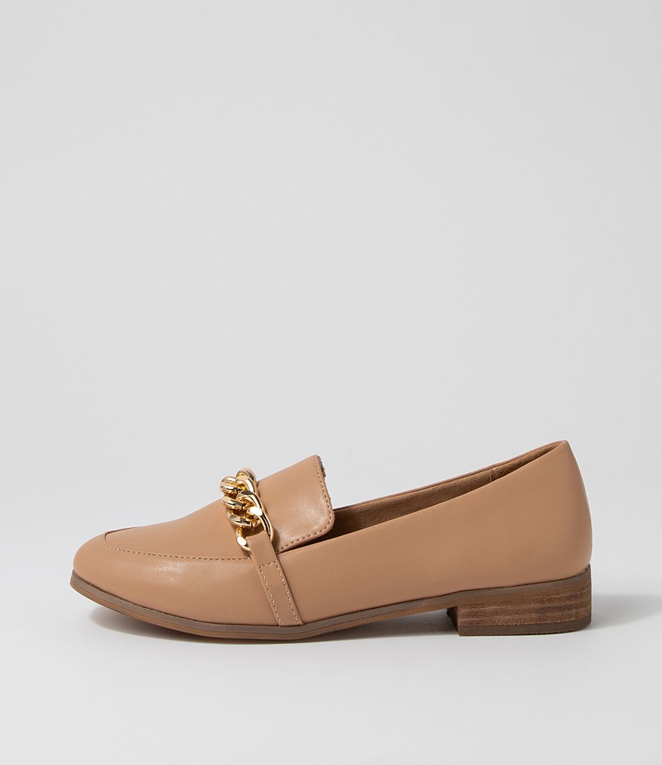 Qizzin Dark Nude Loafers