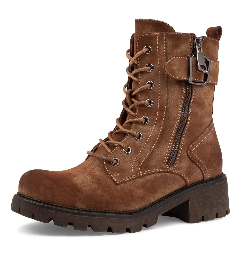 FENJA Tan Ankle Boots