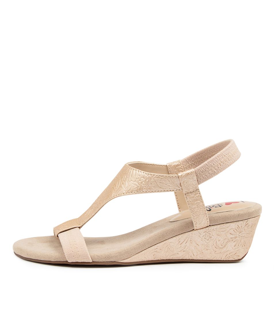 BEAUTY CHAMPAGNE FLOWER